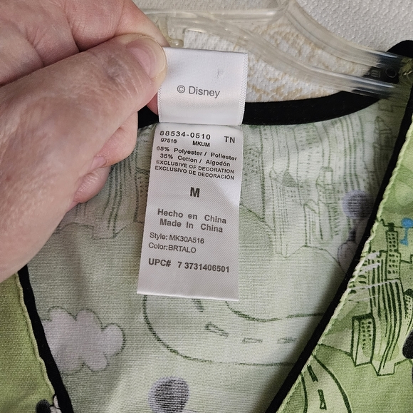 Disney Mickey Mouse Scrub Top Size M Medium 3 Pockets Draw String Back SO CUTE!! - Picture 12 of 12